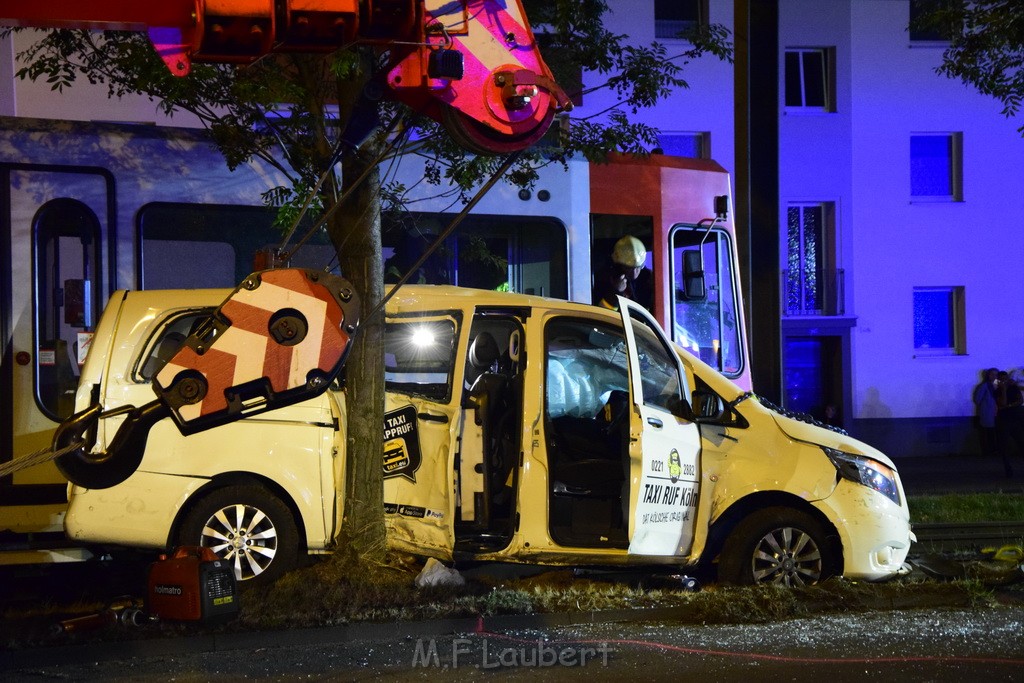 VU PKW Strab Koeln Niehl Amsterdamerstr Friedrich Karlstr P205.JPG - Miklos Laubert